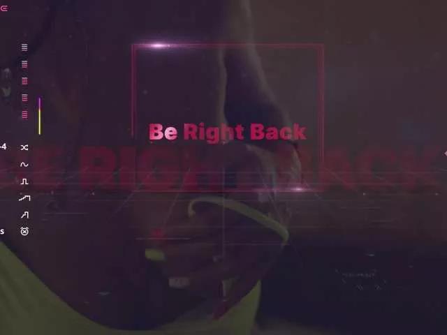 -white-kitty- on BongaCams