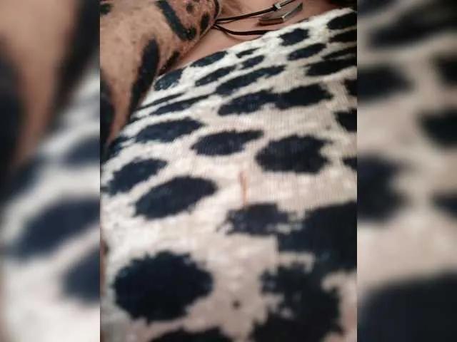 AlexaBrown12 on BongaCams