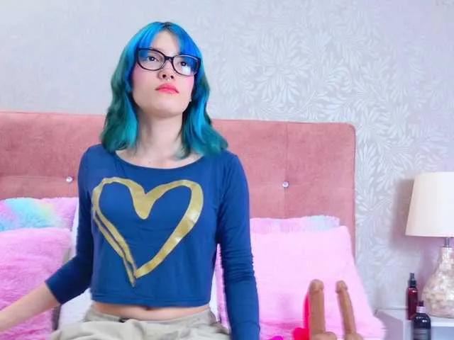 AlliciaKim on BongaCams