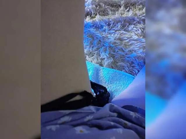 amazingtits-5D on BongaCams