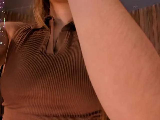 CarolineGrace on BongaCams