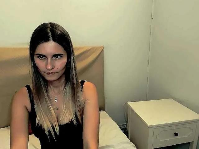 CatrinGood on BongaCams