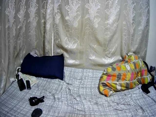 chubby-pritty on BongaCams