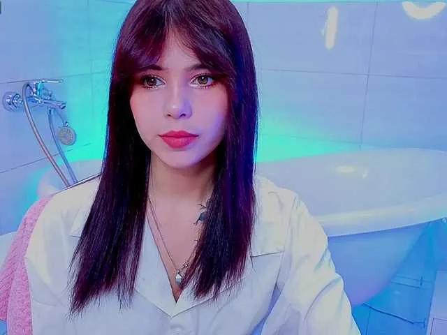 CoralineJones on BongaCams