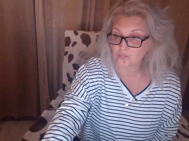 DivineBlond on BongaCams