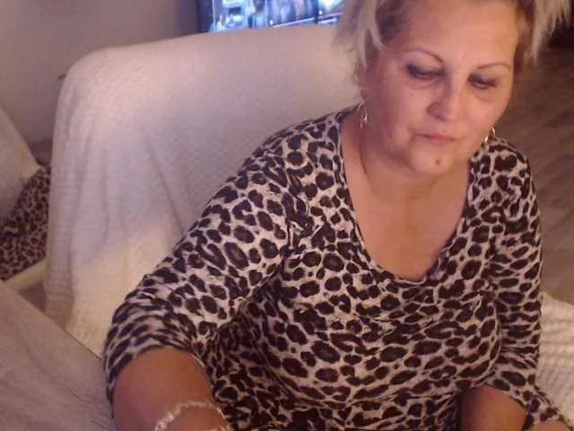 DivineBlond on BongaCams