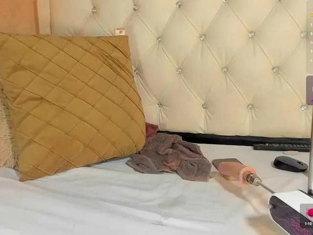 Hadley- on BongaCams