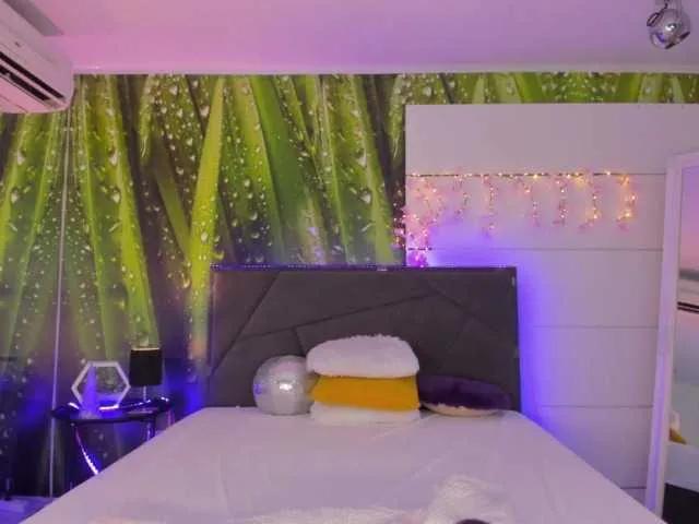 HollyTaillor on BongaCams