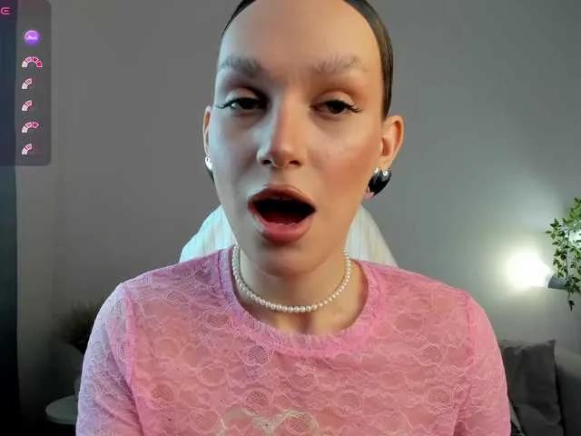 IceStrawberry on BongaCams