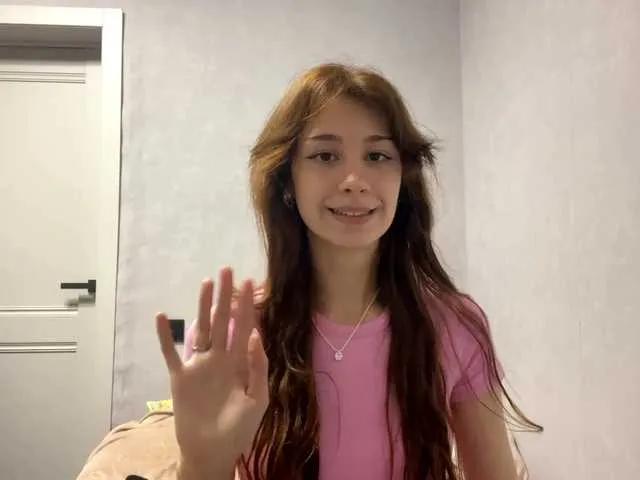 Jucycute on BongaCams