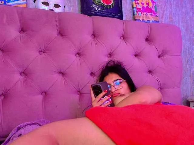 laurenelove's avatar