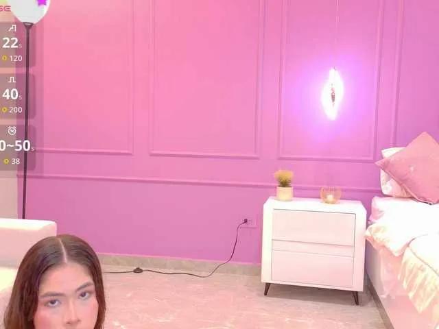 LeiaStone on BongaCams