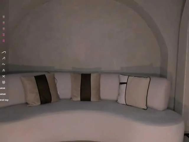 LizzHamilton on BongaCams