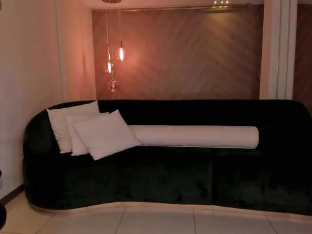 LizzHamilton on BongaCams