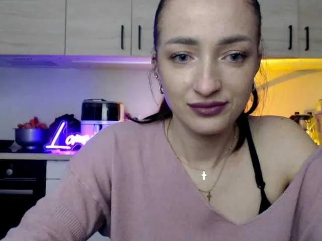 LorennePlay on BongaCams