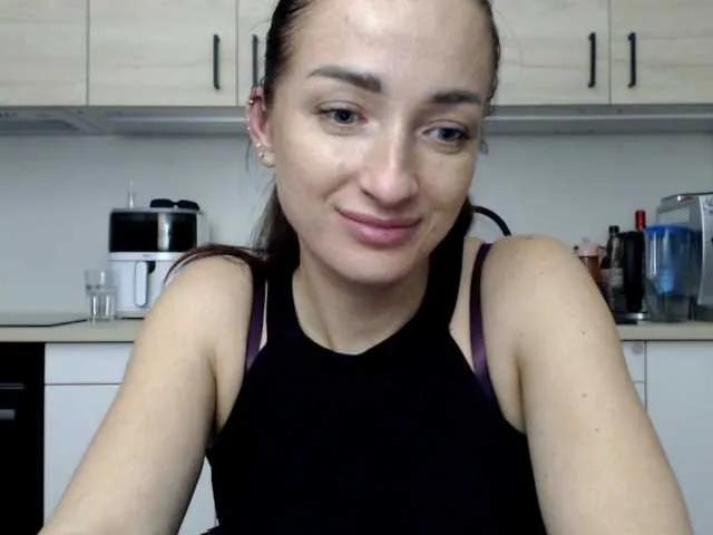 LorennePlay on BongaCams