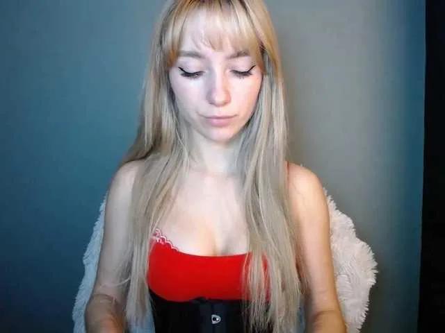 LuciaLovely on BongaCams