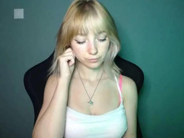 LuciaLovely on BongaCams