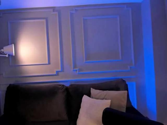 LucyWeiss on BongaCams