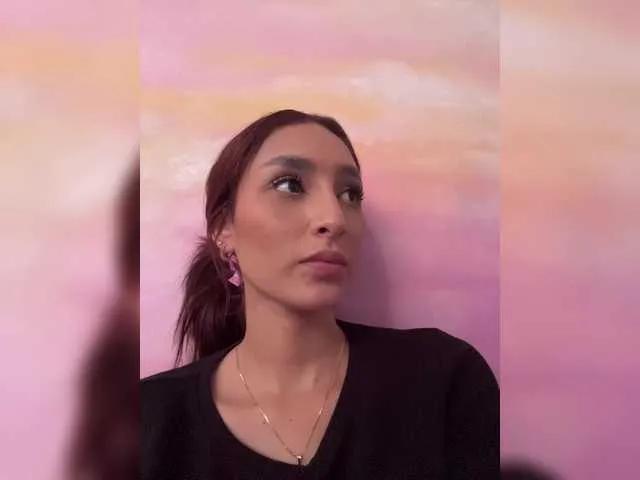 Megan-Holly on BongaCams