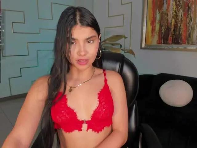 MiaLaurence on BongaCams