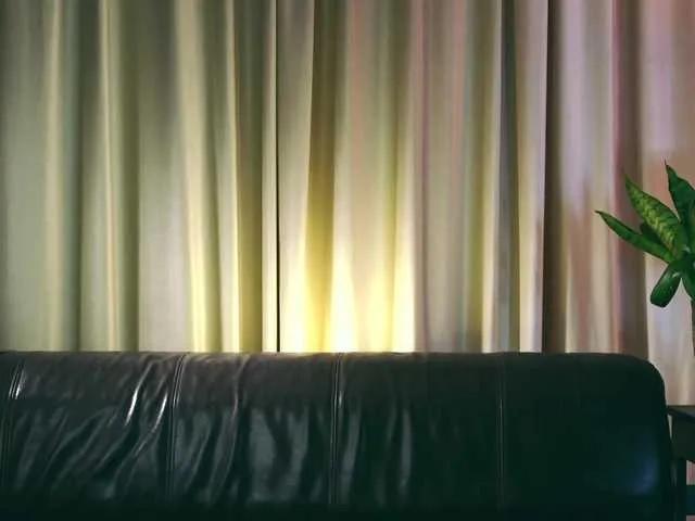 MiaVebes on BongaCams