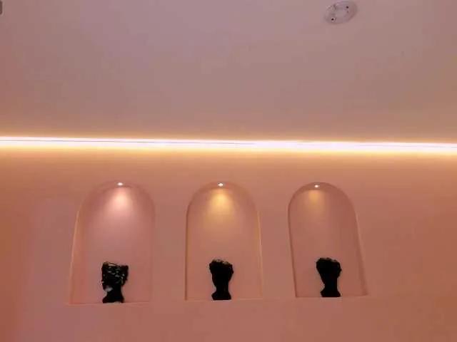 NiaSalvatore on BongaCams