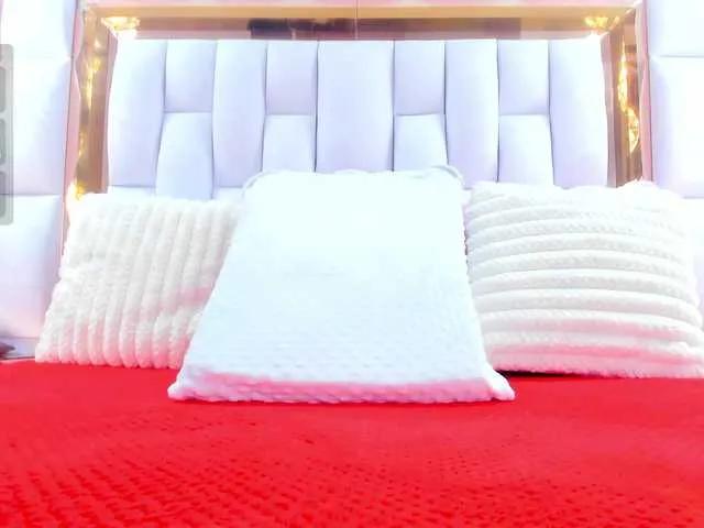 RileySweet on BongaCams