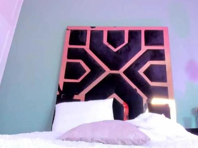 Sabrina-spencerr on BongaCams