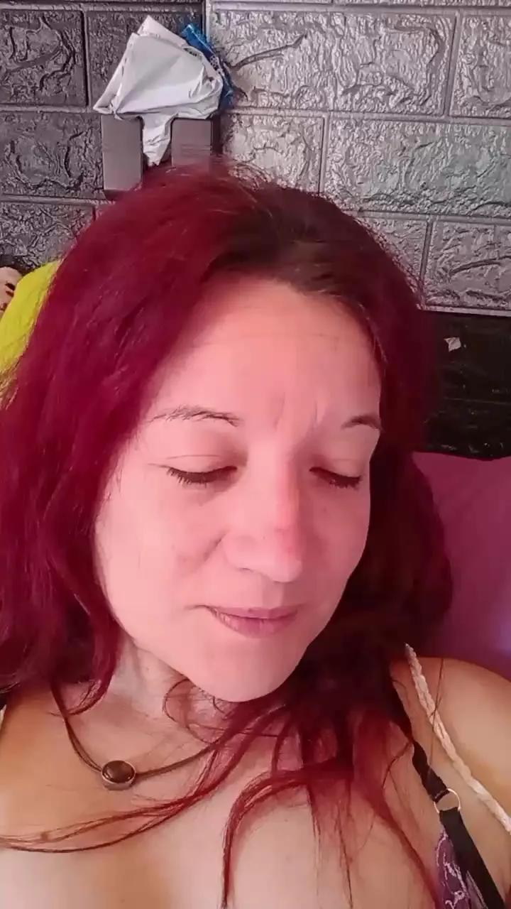 AlejandritaMilf on Cam4