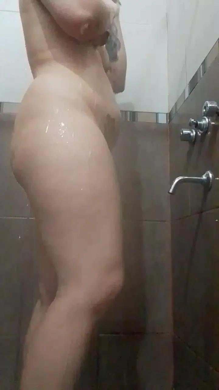 almondwithlove on Cam4