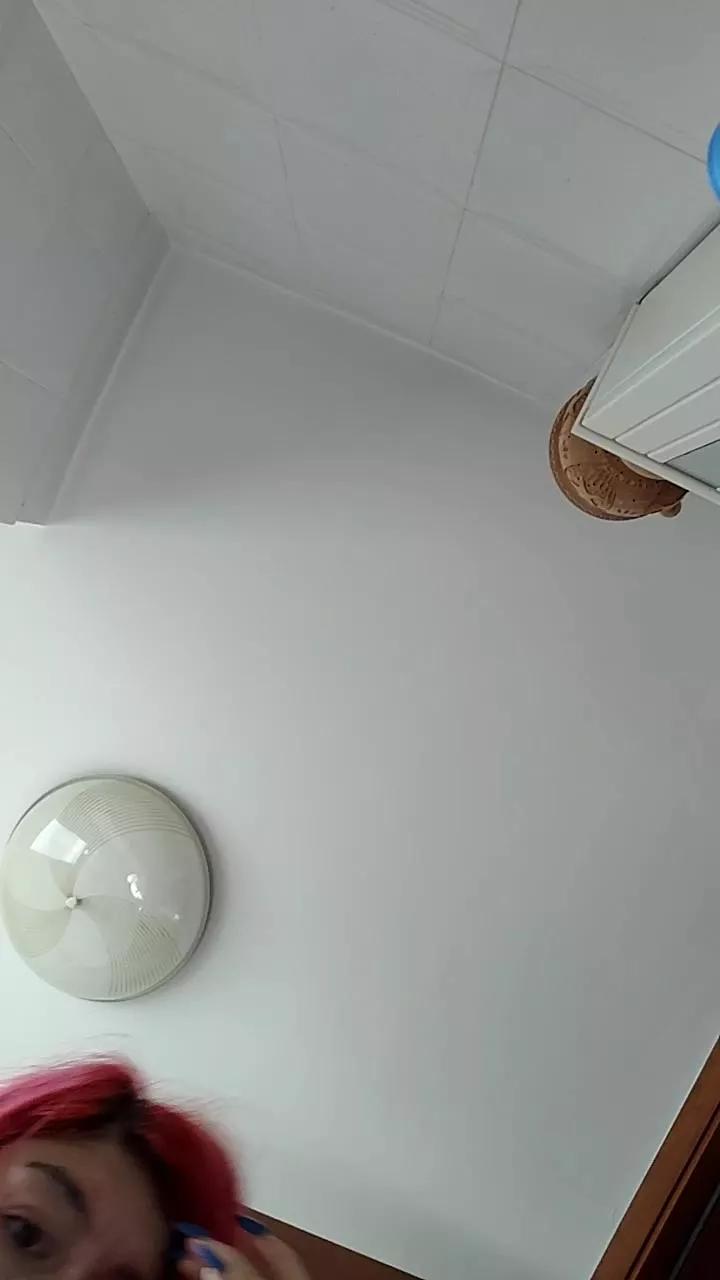 Annarellapika on Cam4