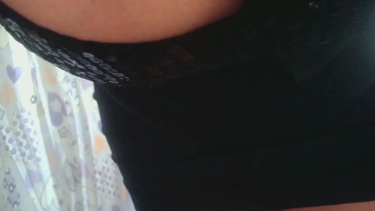 BambolaGenuina on Cam4