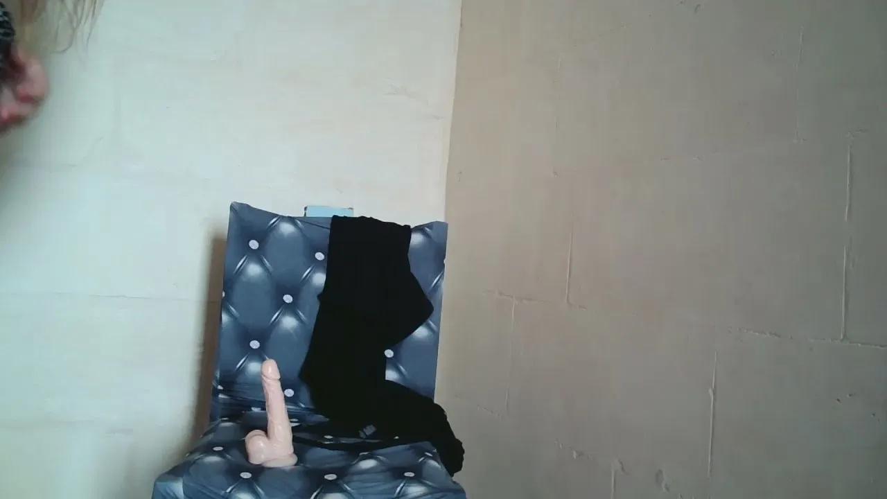 BambolaGenuina on Cam4