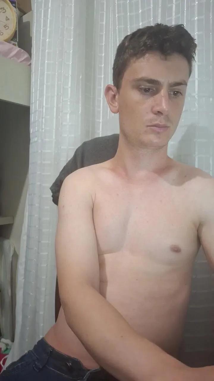 Jh0nny3 on Cam4