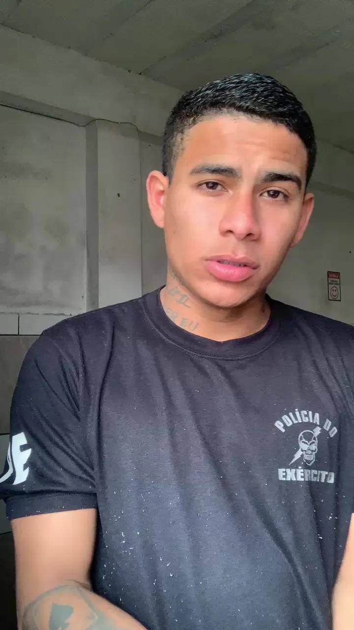 MARENTO23CMM on Cam4