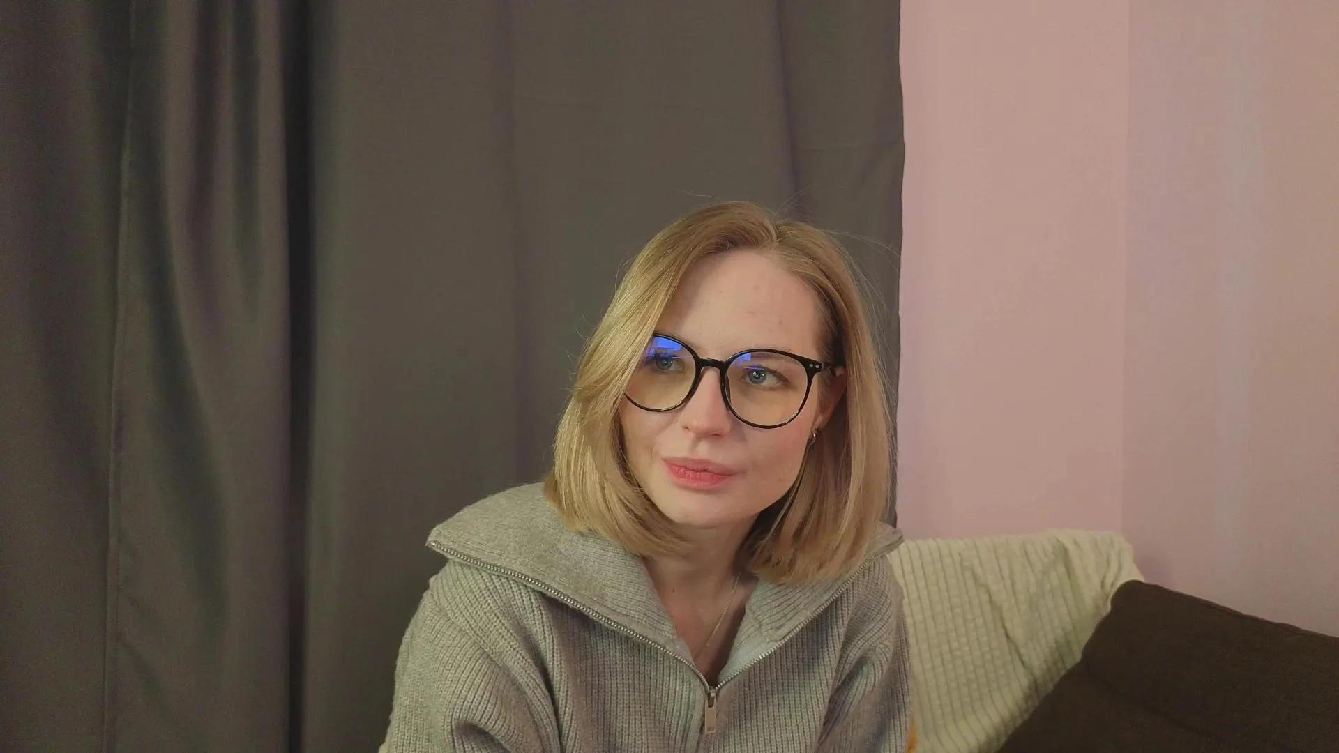 MarilynNoecker on Cam4