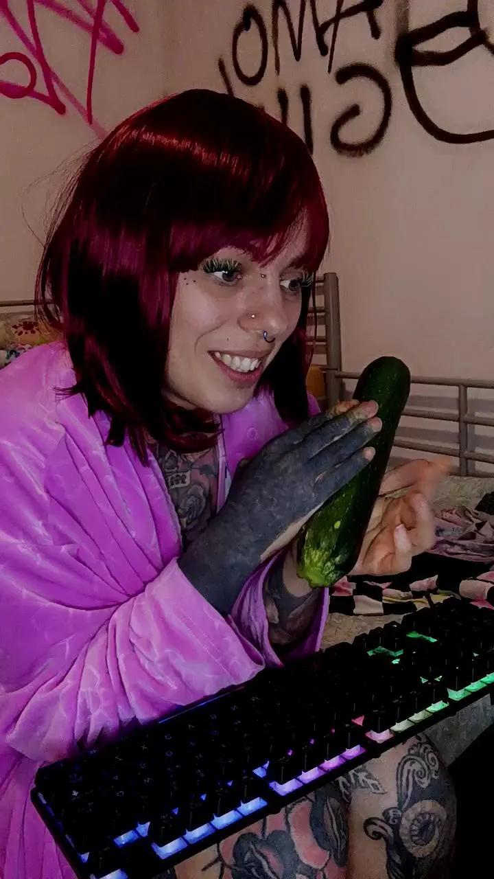 MorenaBlackMoon on Cam4