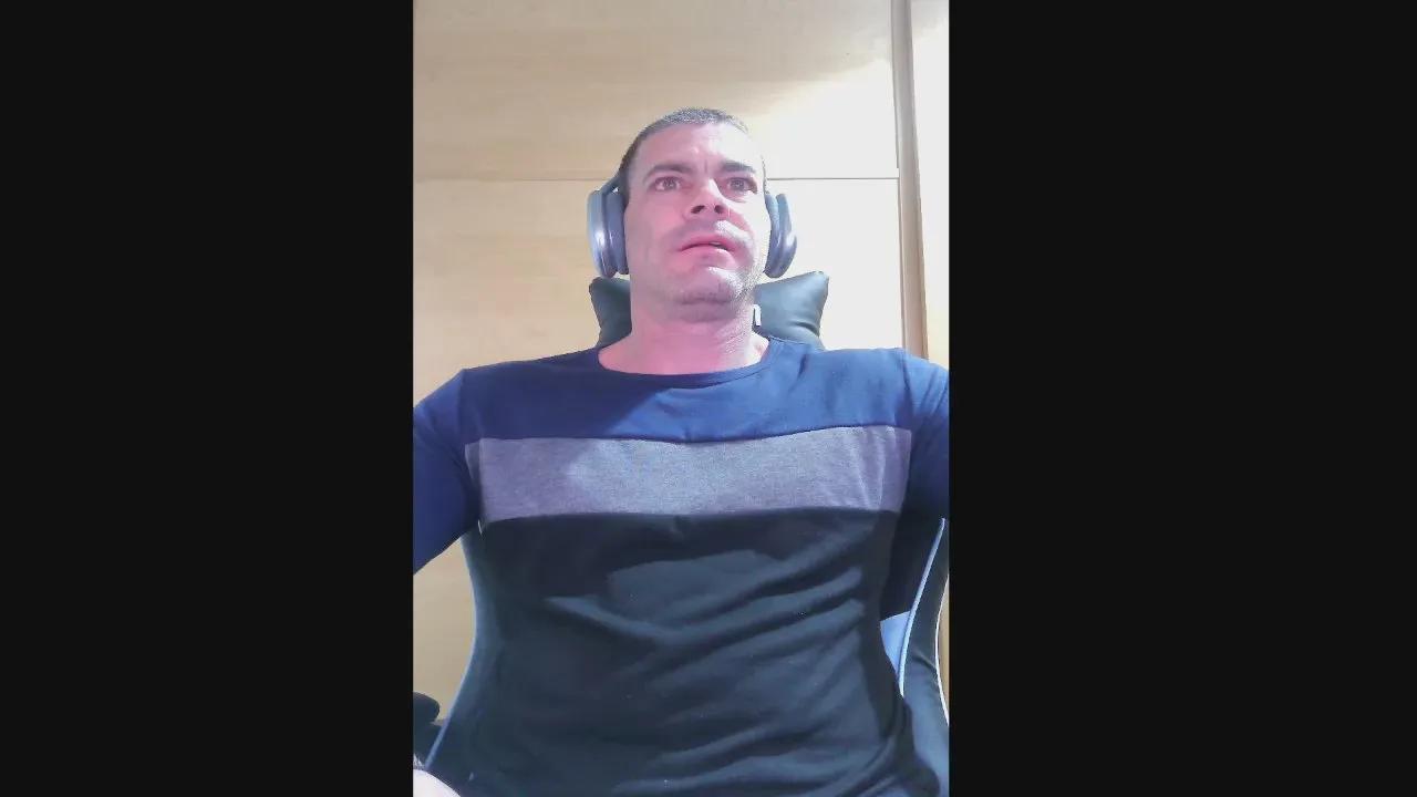 pablodavid15 on Cam4