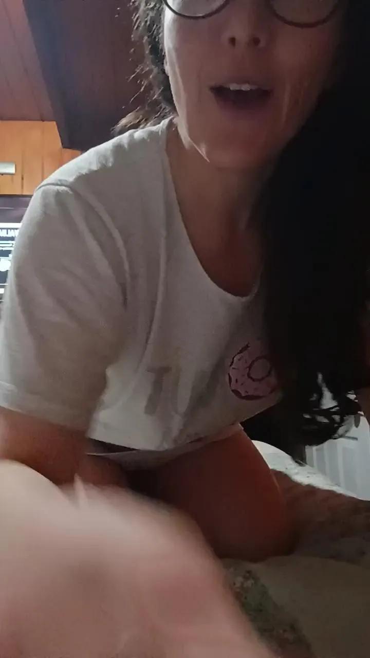 Sweetdelight69 on Cam4