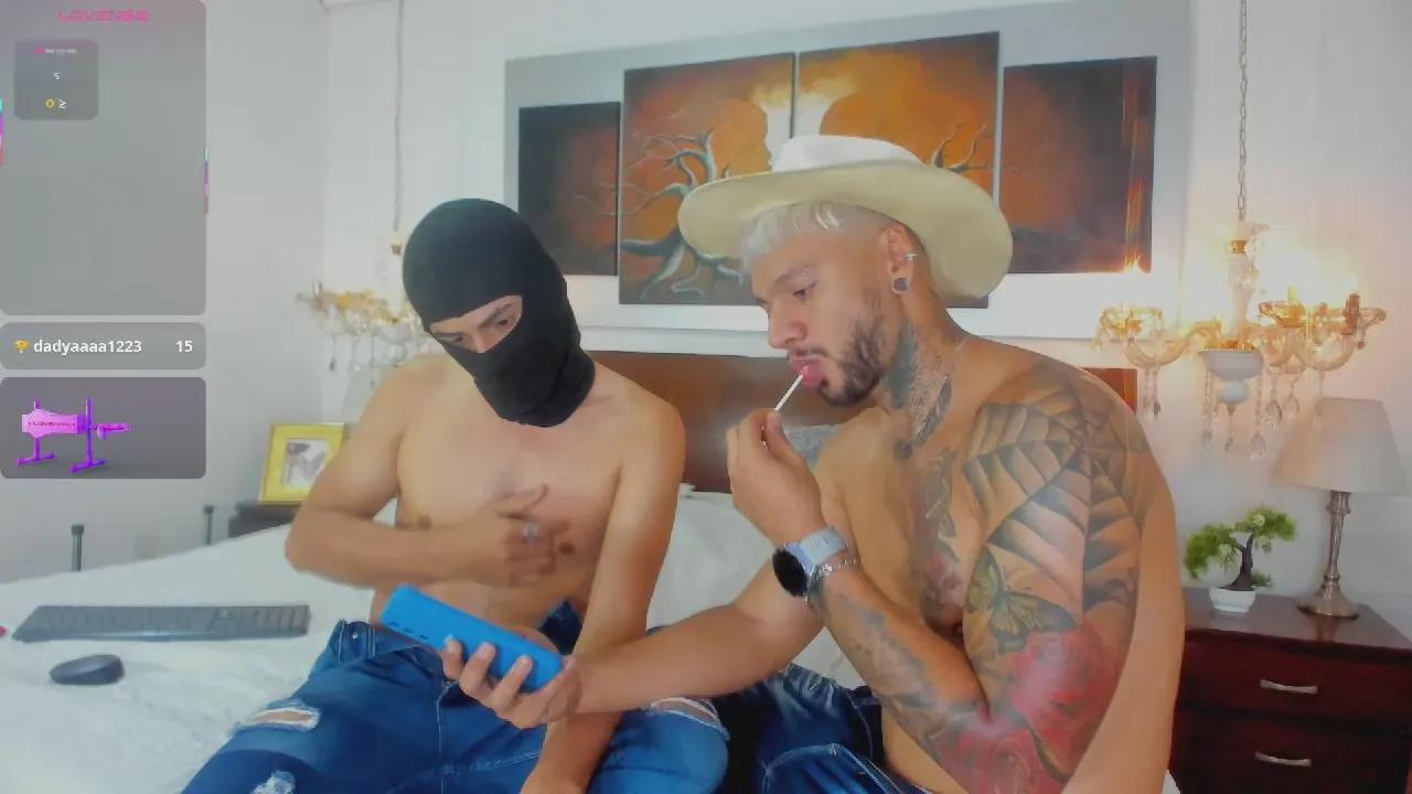 Valentiinoss on Cam4