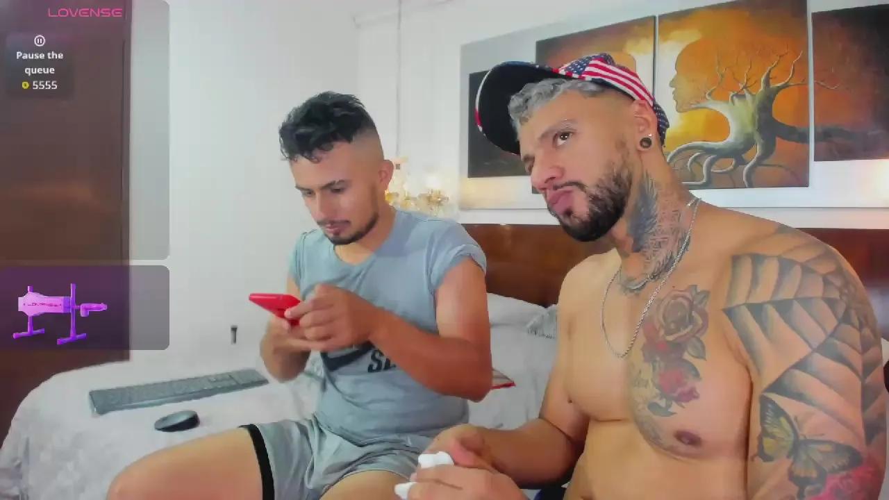 Valentiinoss on Cam4