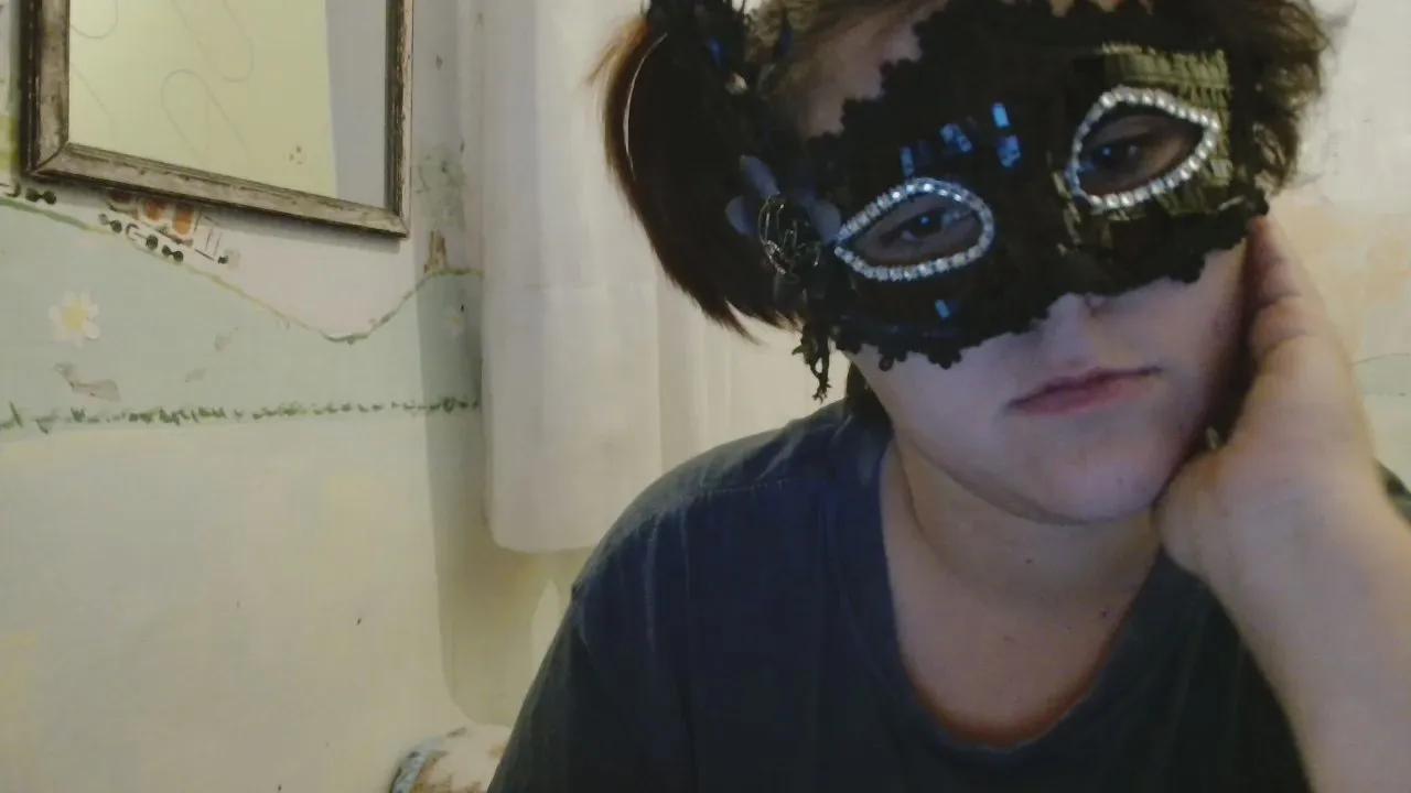 Whitepussysabry on Cam4