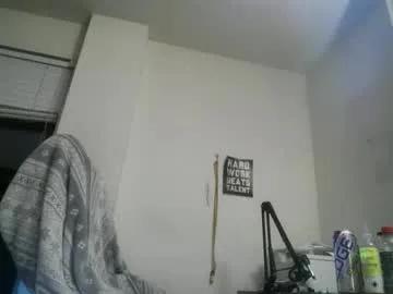 11inchtattedtrinibad on Chaturbate