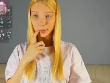 18kira18 on Chaturbate