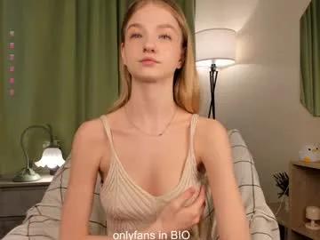 _annybunny_ — GOAL: play with my nipples close up [240 tokens remaining] nude only in OF(bio) #blonde #18 #teen #natural #bigboobs