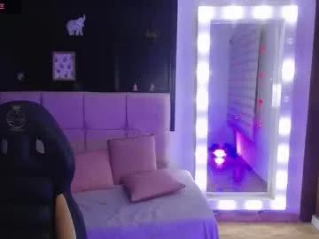 _charlotte_collins_ on Chaturbate