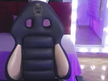 _charlotte_collins_ on Chaturbate