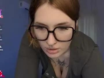 _chlo_e on Chaturbate
