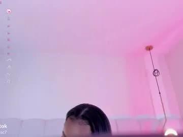 _huge_boobs_ebony on Chaturbate